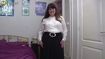 Mamans avec vagin faim cuqporno