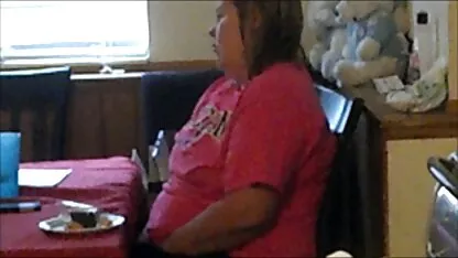 Maman frottant à l'orgasme Chatte  telecharger videos porno