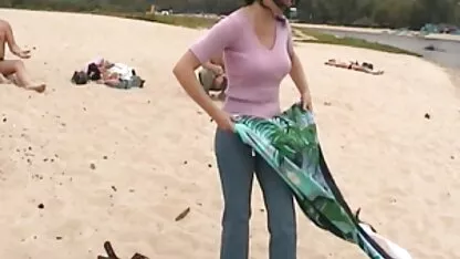 En Public, Plage, nudiste film de porno tukif