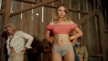 Femmes STRIP-TEASEUSES sur scène 1972 xxx cay