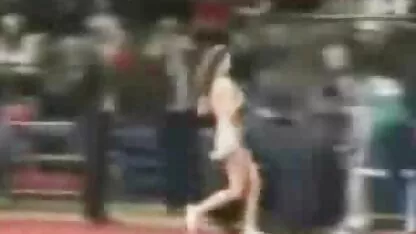Pom-pom girls, retirez le pic dans le jeu de basket-ball. film porno entier 2018