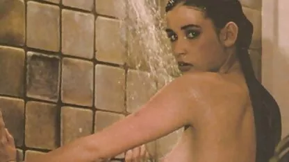 Demi moore version! salle de massage porno