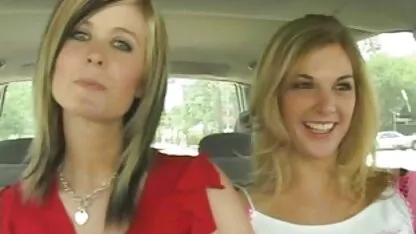 Premier baiser lesbienne masturbation vieilles salopes en manque