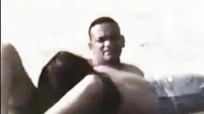 Plage vidéo-Fellation bisex amateur francais