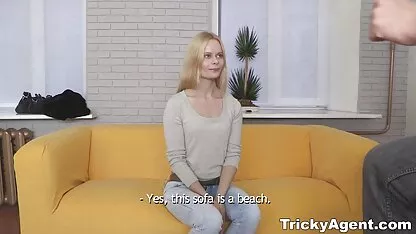 A donné la chatte parfaite d'abord large porn film
