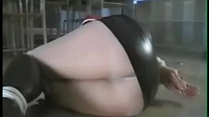Jupes asiatique et pantalon film xx sexy