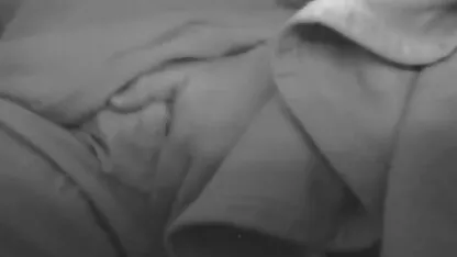 Fille pris masturber sous la table streaming porno entier