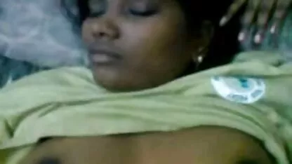 Indien fille sein, rotation Dans contact avec lui video gratuite vieille lesbienne