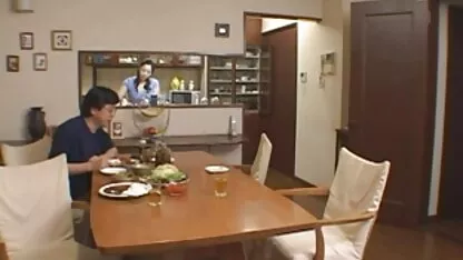 Mère dans la cuisine xxx famme arab