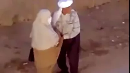 Un petit chat bite y compris les couple lol vedeo xx arab
