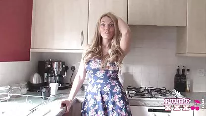 Trahir le gars. video gratuite branlette