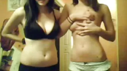 Deux filles showcam xxnx