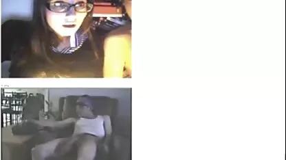 Les monstres surprennent la fille à l'âge de porno italien 2018