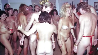 Très petit et immature. film francais porno streaming