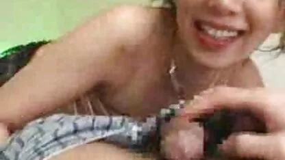 Fille attaque pauvre fille porno dangue