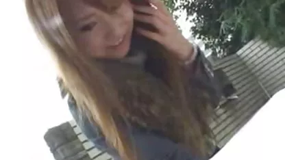 Belle fille et la boîte (jouet )) oxana actrice porno